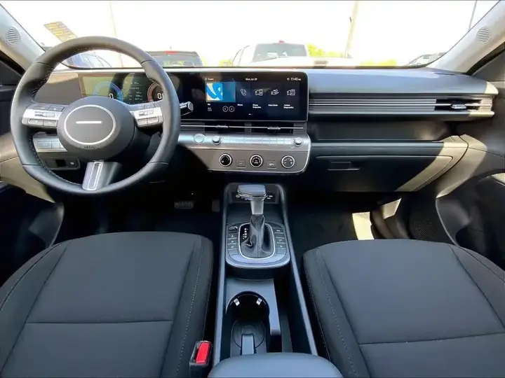 Hyundai Kona 2026 photo 5