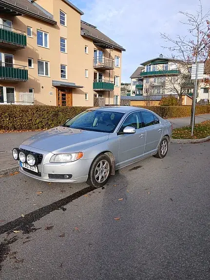 Volvo S80