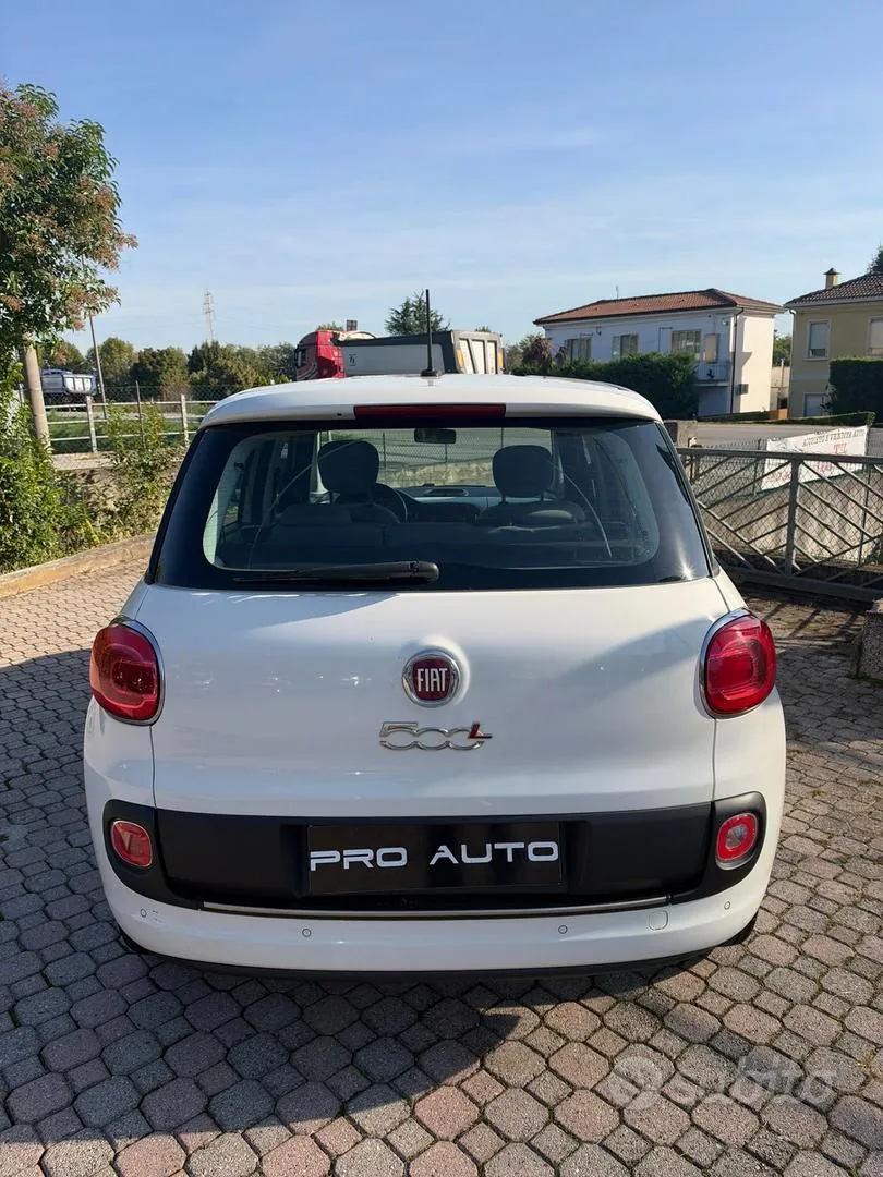 Fiat 500L 2015 photo 2
