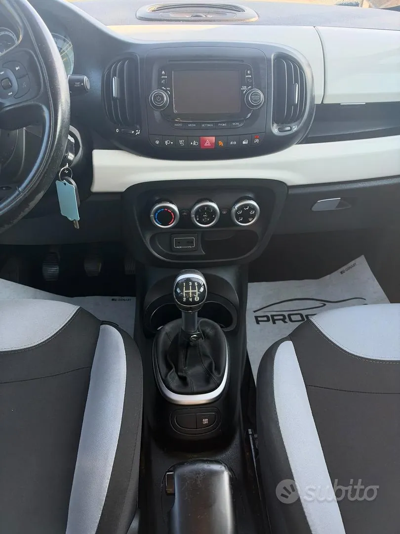 Fiat 500L 2015 photo 4