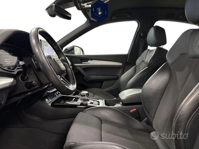 Audi Q5 2022 photo 2