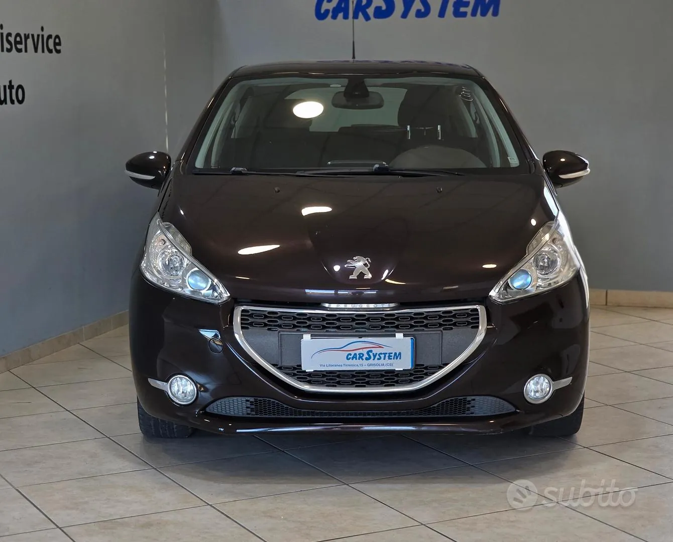 Peugeot 208 2013 photo 2