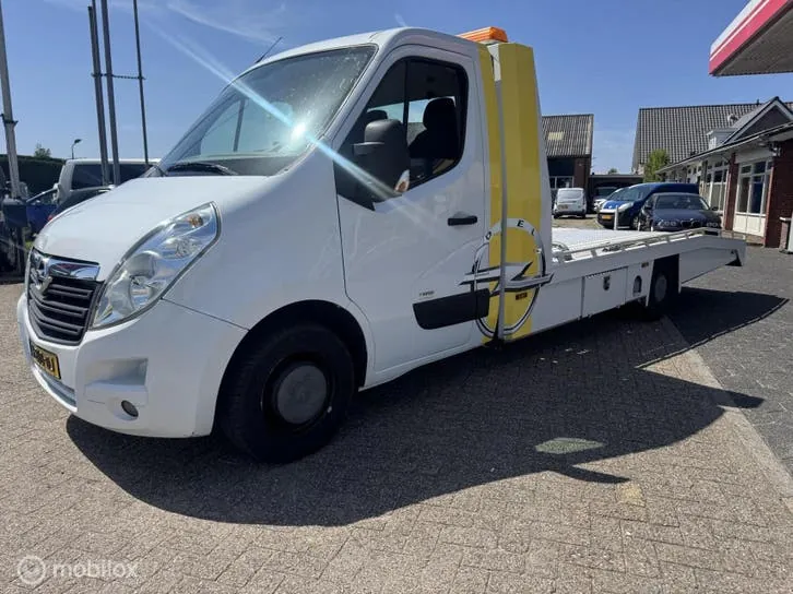Opel Movano