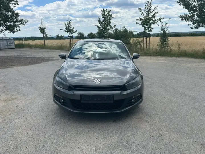 Volkswagen Scirocco 2011 photo 2