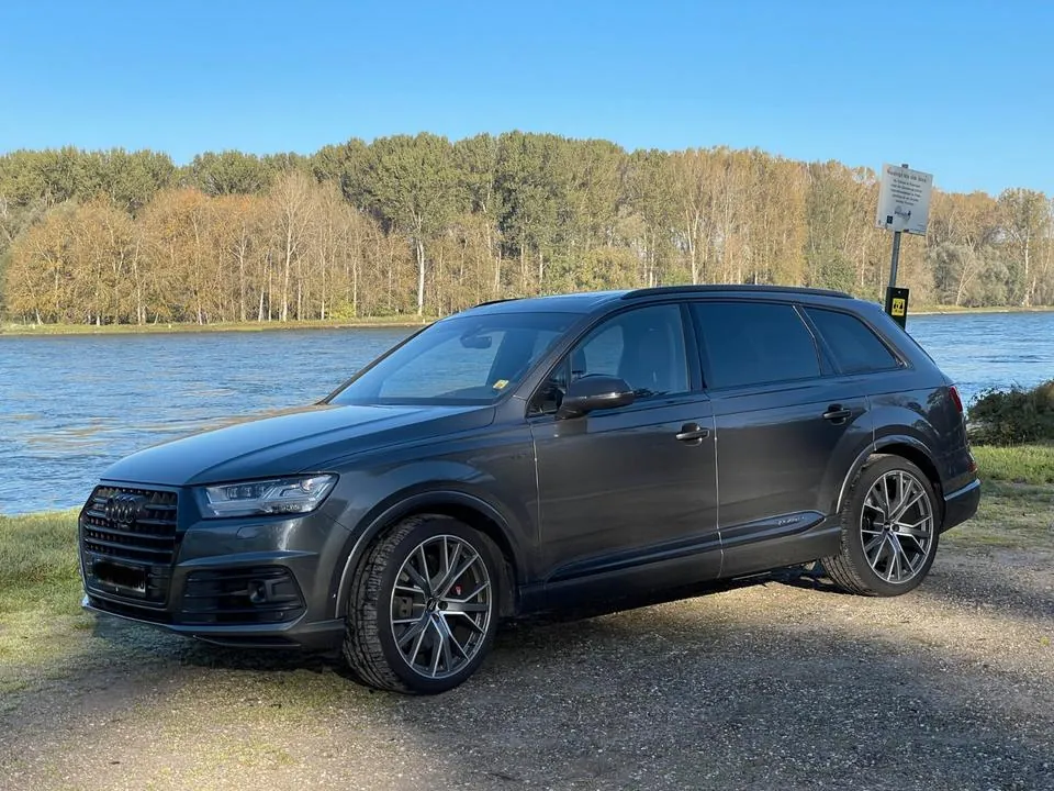 Audi Sq7