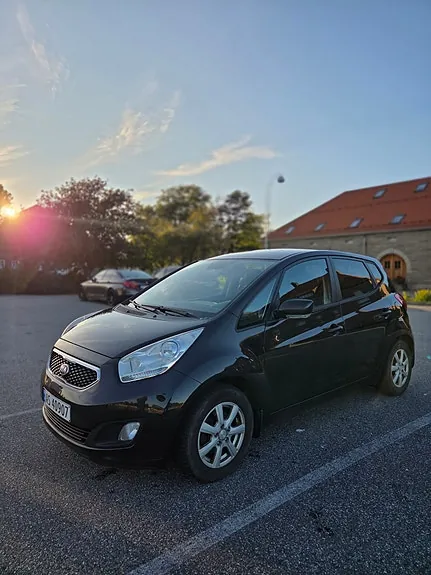 Kia Venga 2013 photo 3