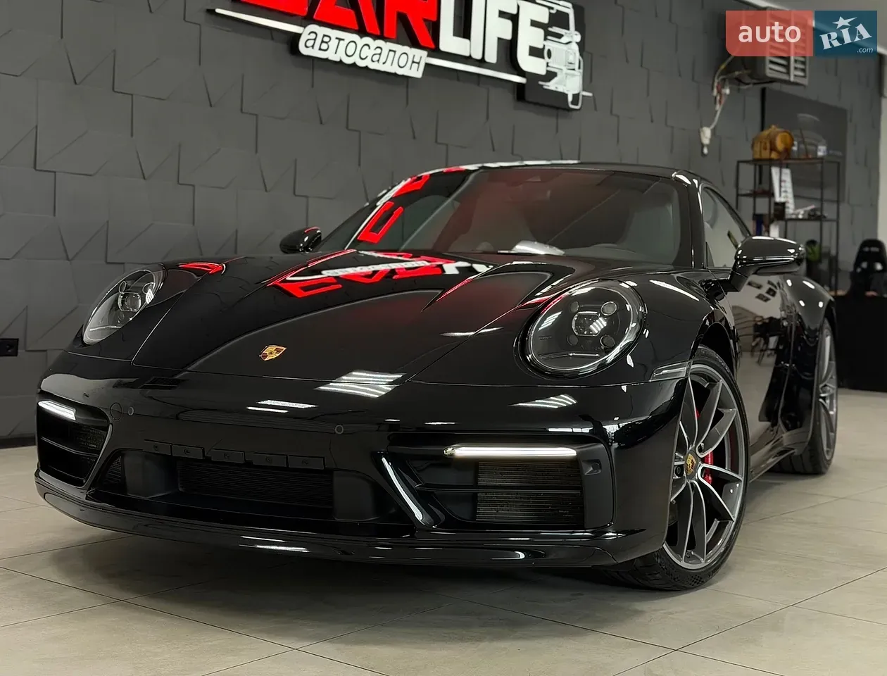 Porsche 911 2019 photo 2