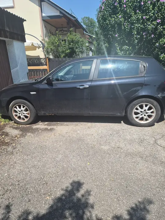 Alfa Romeo 147