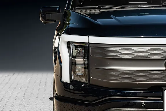 Ford F-150 2023 photo 2