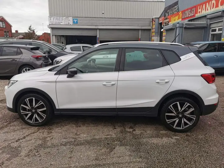 Seat Arona 2023 photo 4