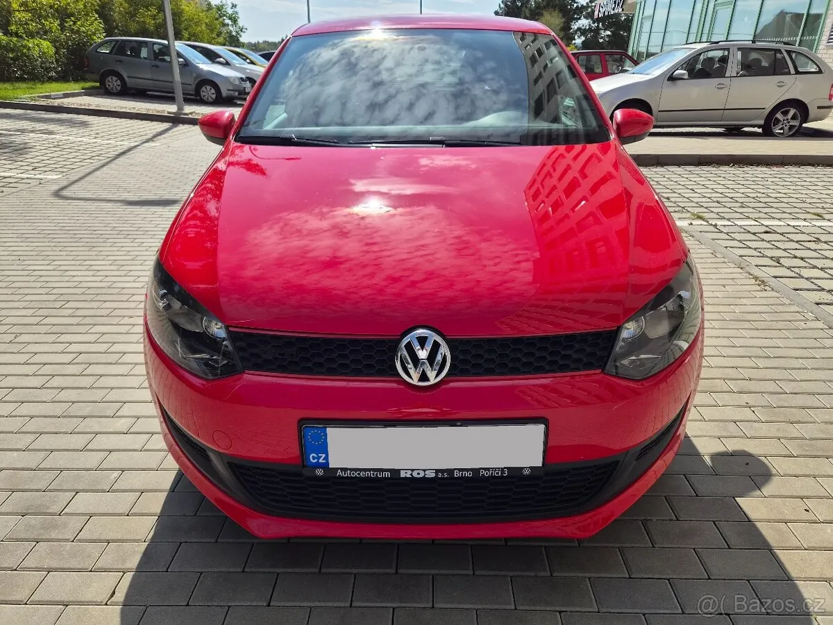 Volkswagen Polo 2011 photo 2