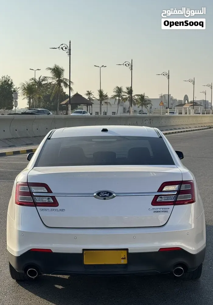 Ford Taurus 2018 photo 4