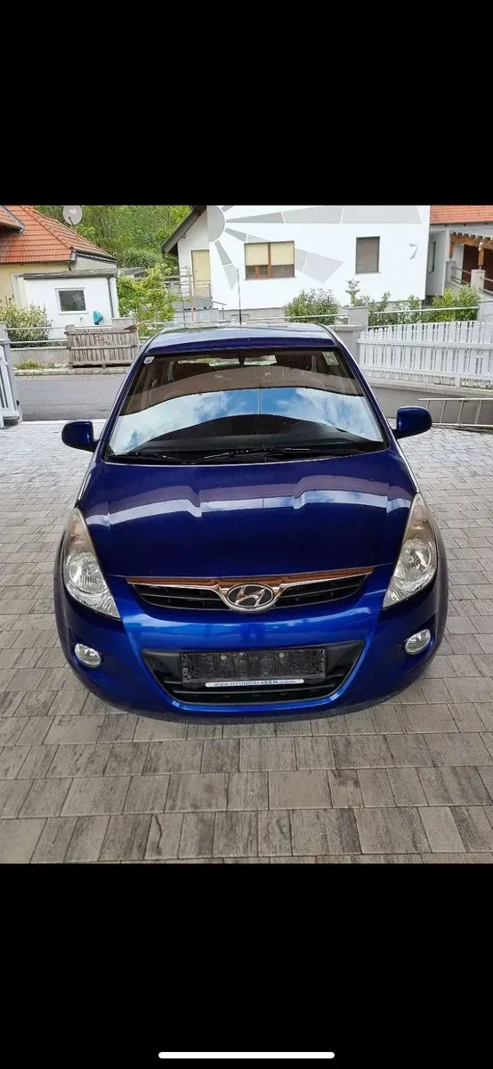 Hyundai I20 2010 photo 3