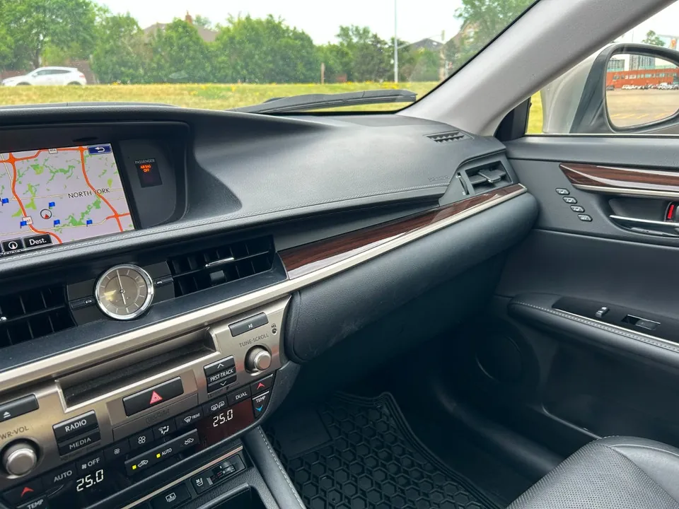 Lexus Es 350 2016 photo 3