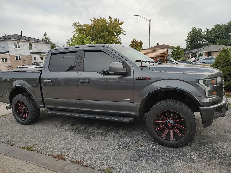 Ford F-150 Lariat 2016 photo 2