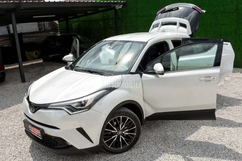 Toyota C-Hr 2017 photo 3