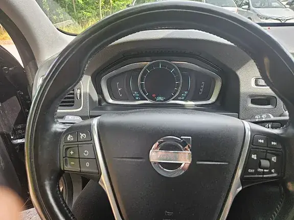 Volvo V60 2014 photo 5