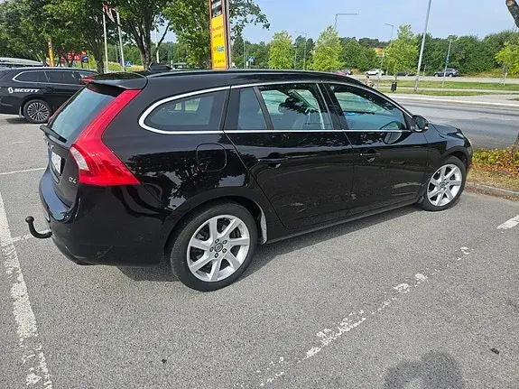 Volvo V60 2014 photo 4