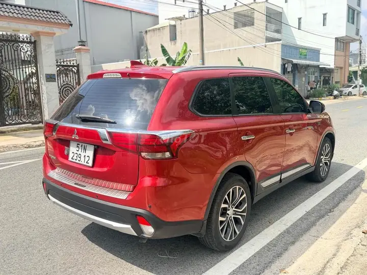 Mitsubishi Outlander 2019 photo 4