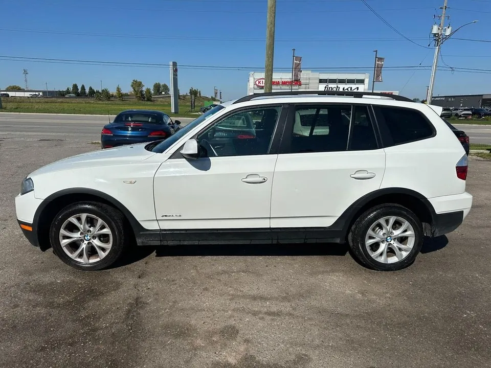 BMW X3 2010 photo 2