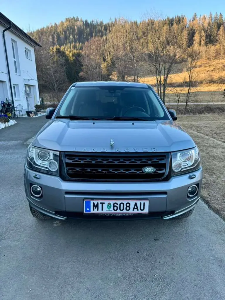 Land Rover Freelander 2015 photo 3