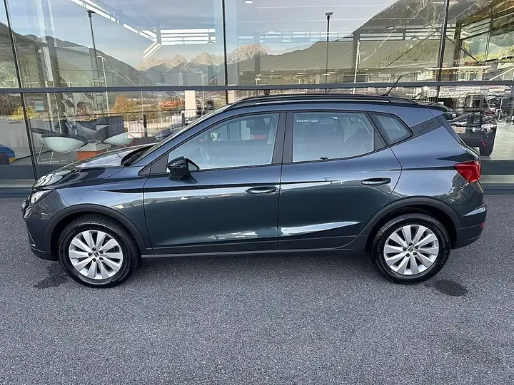 Seat Arona 2023 photo 3