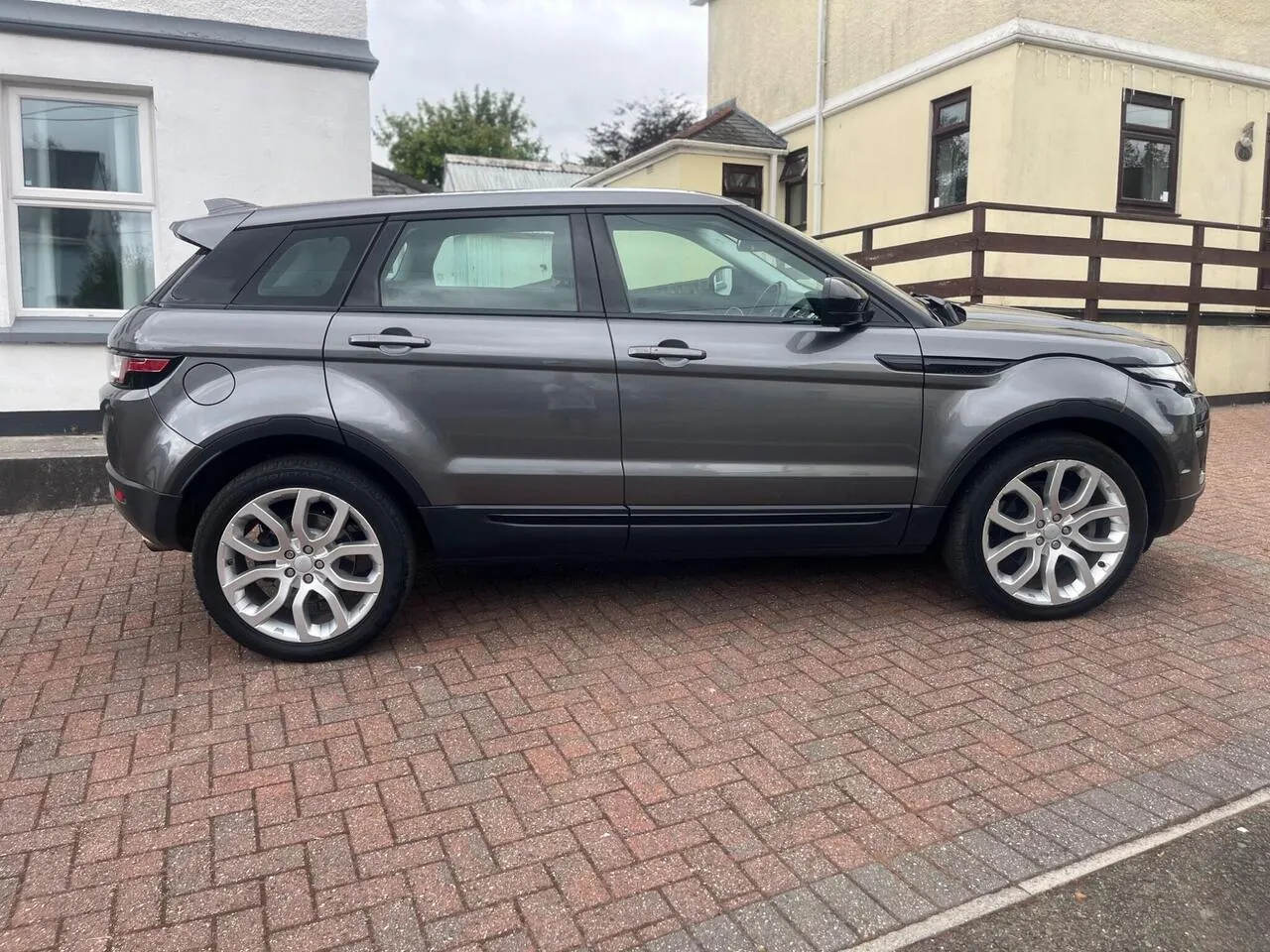 Land Rover Range Rover Evoque 2016 photo 5