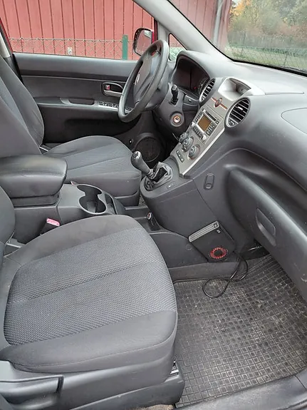 Kia Carens 2010 photo 5
