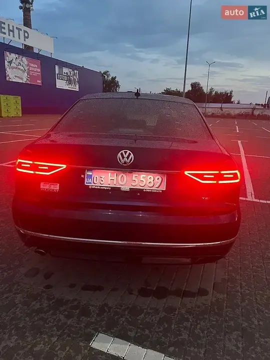 Volkswagen Passat 2018 photo 5