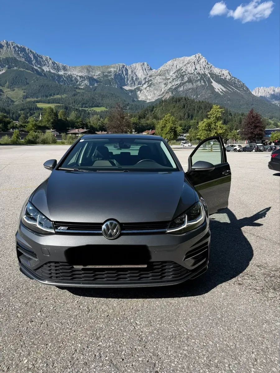 Volkswagen Golf 2019 photo 2
