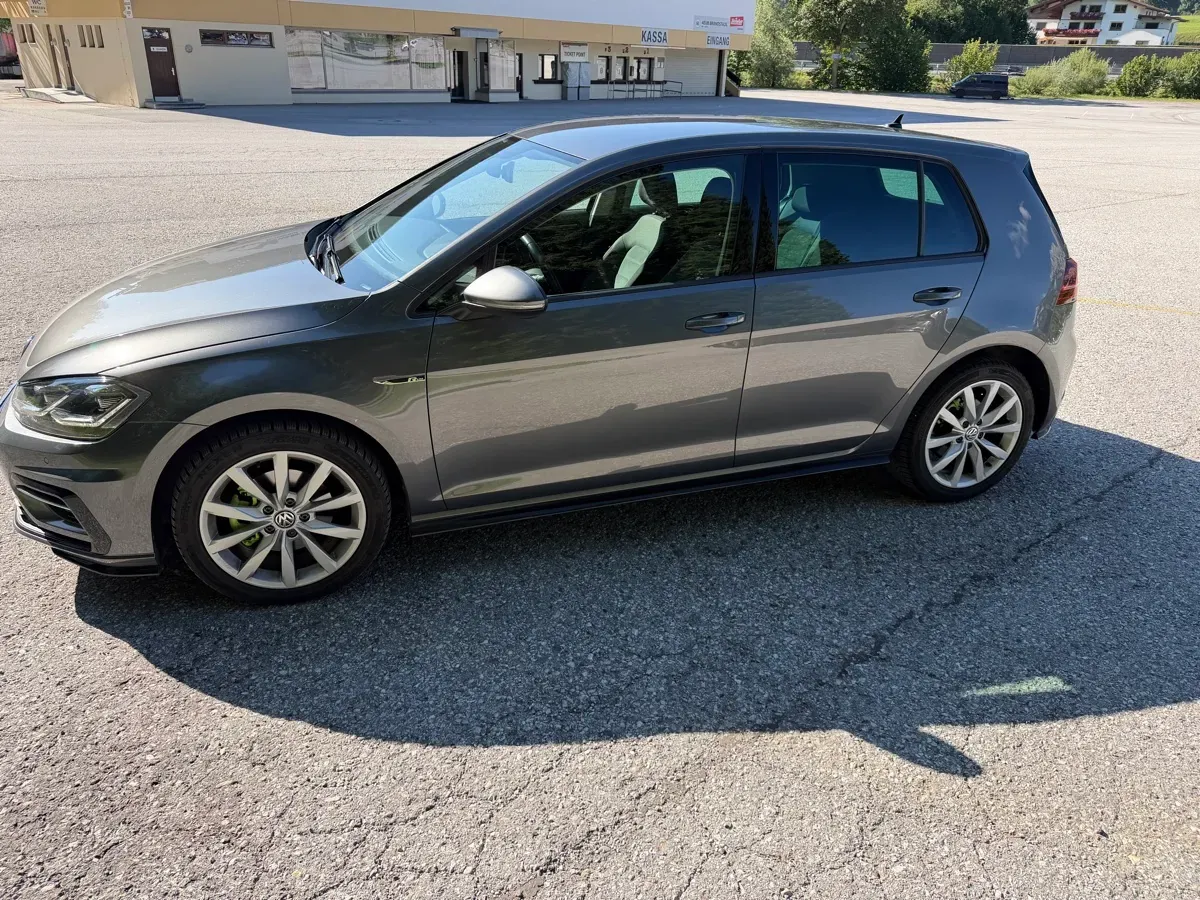 Volkswagen Golf 2019 photo 3
