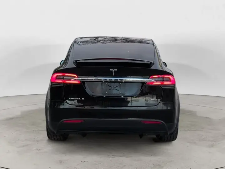 Tesla Model X 2017 photo 5