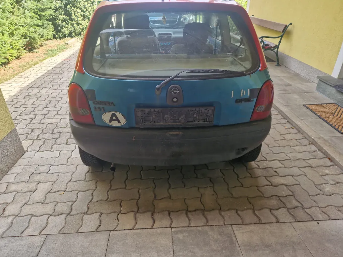 Opel Corsa 1994 photo 3