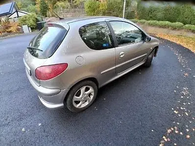 Peugeot 206 2004 photo 3