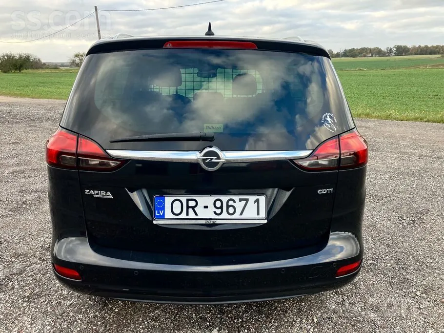 Opel Zafira 2014 photo 4