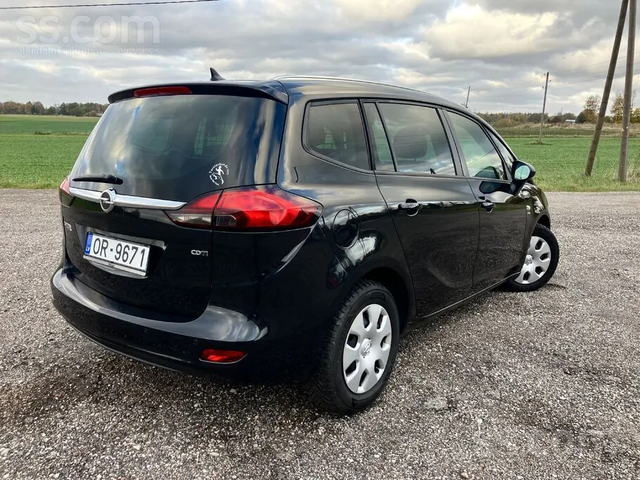 Opel Zafira 2014 photo 3