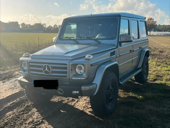 Mercedes-Benz G500