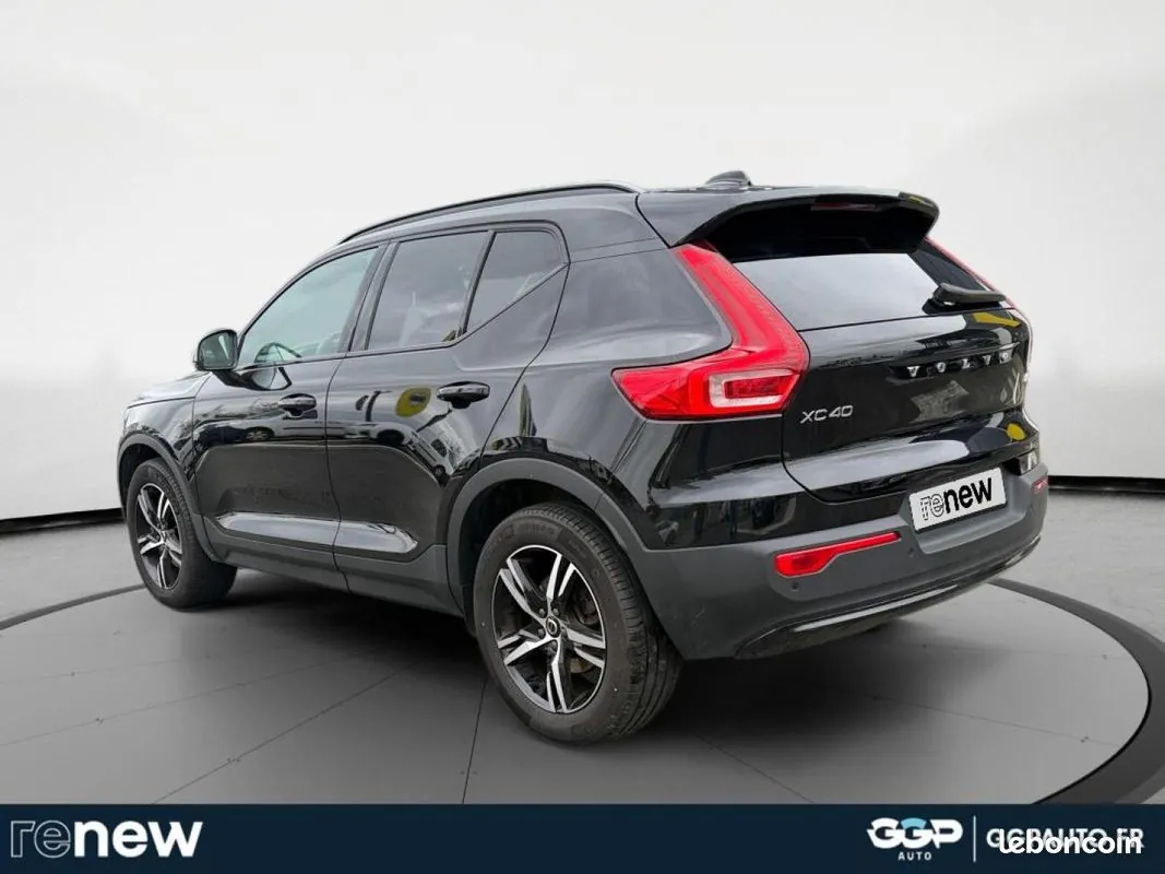 Volvo Xc40 2025 photo 3