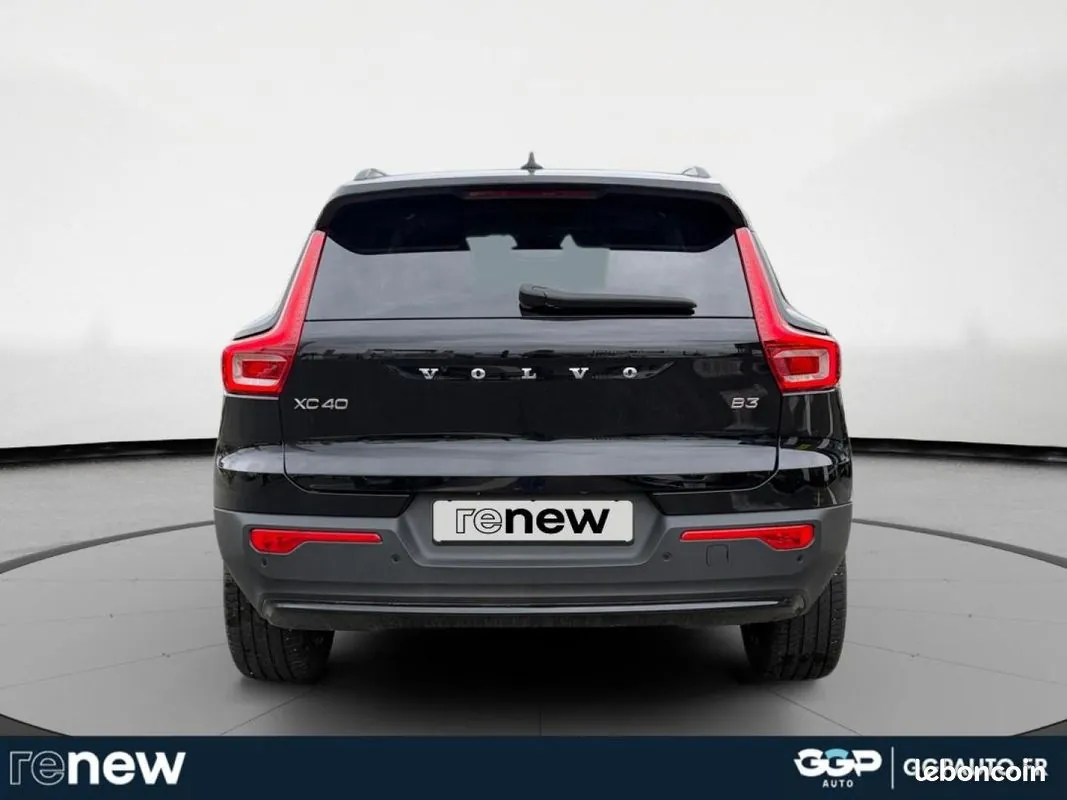 Volvo Xc40 2025 photo 4