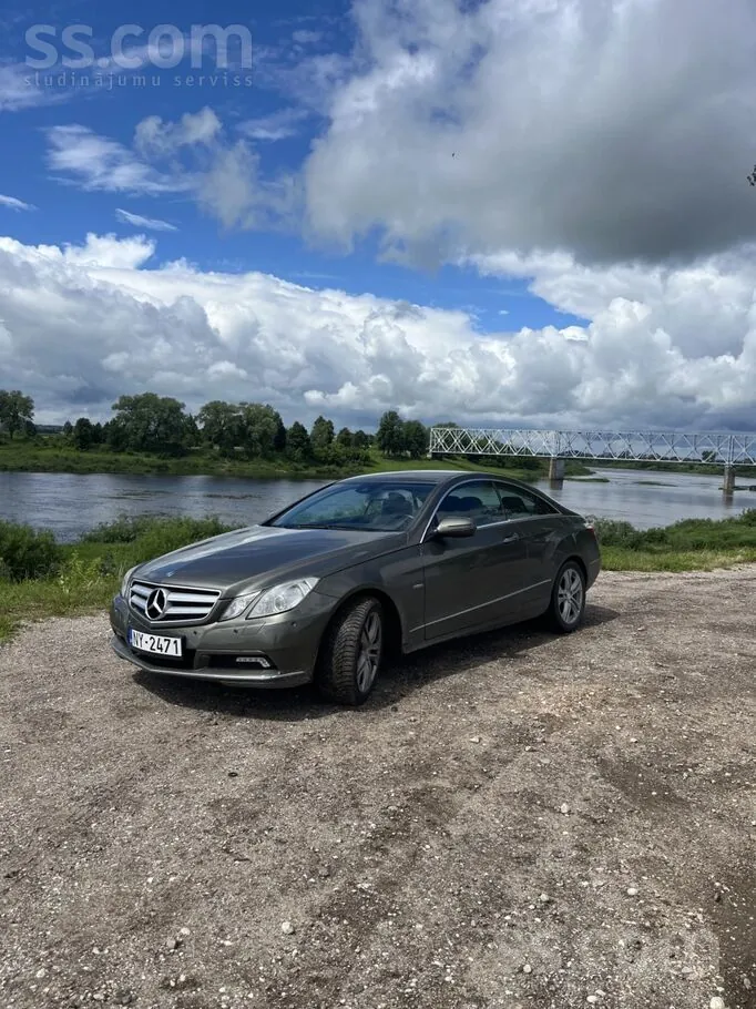 Mercedes-Benz E350