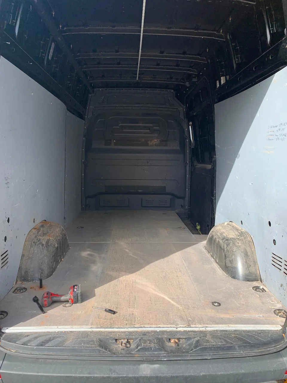 Mercedes-Benz Sprinter Van 2019 photo 2
