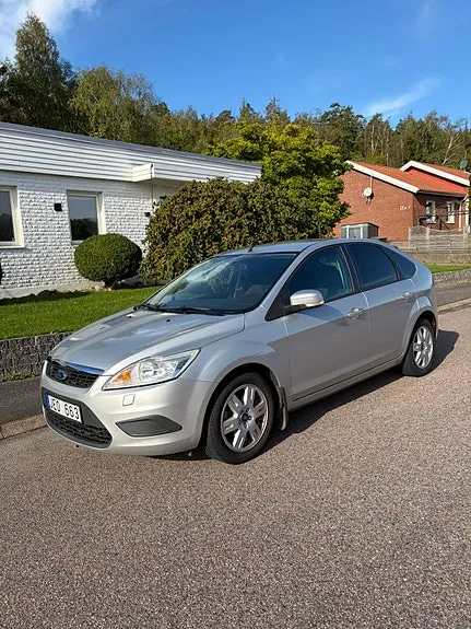 Ford Focus 2009 photo 2
