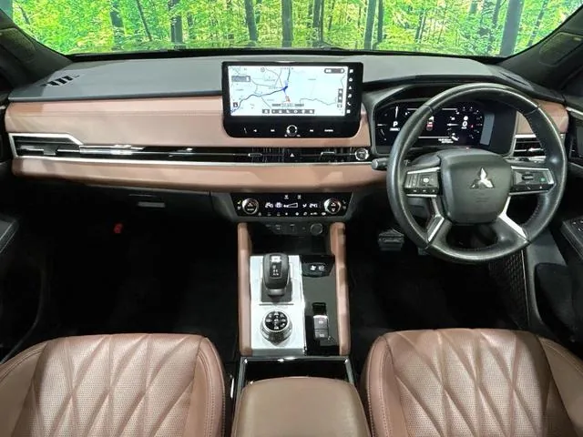 Mitsubishi Outlander Phv 2024 photo 2