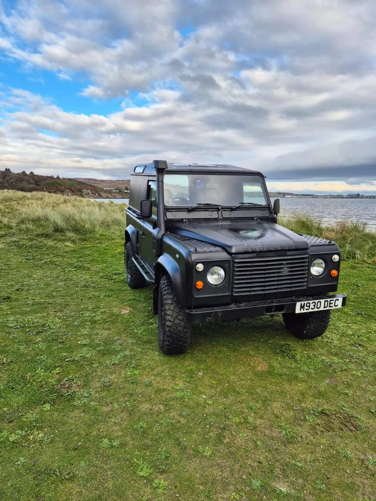 Land Rover Defender 90