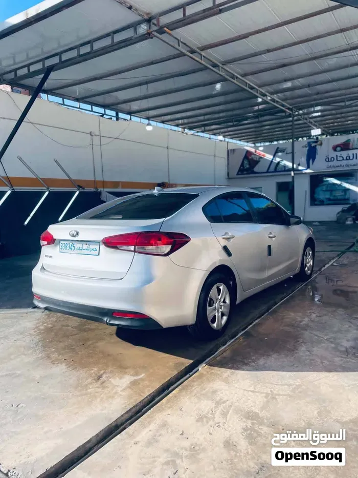 Kia Forte 2017 photo 2