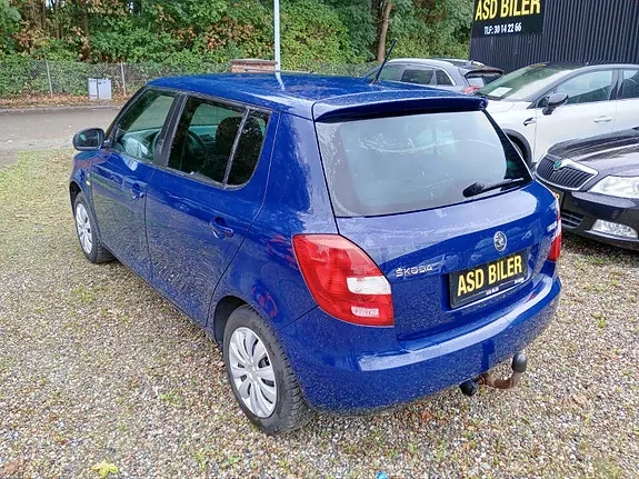 Skoda Fabia 2014 photo 5