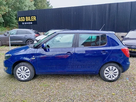 Skoda Fabia 2014 photo 4