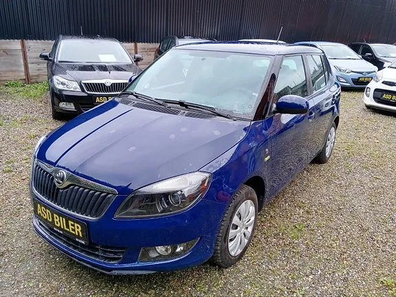 Skoda Fabia 2014 photo 3