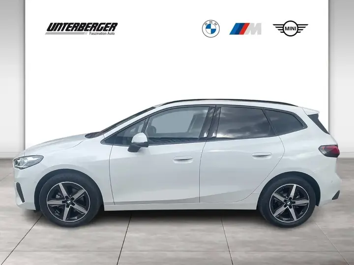 BMW 2 Series 2025 photo 3