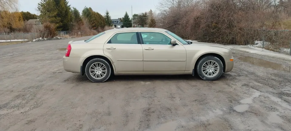 Chrysler 300 2009 photo 4